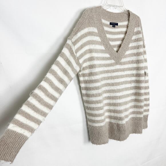American Eagle Jegging Fit Striped Fuzzy Striped Sweater Size Small Oversized - Picture 5 of 11